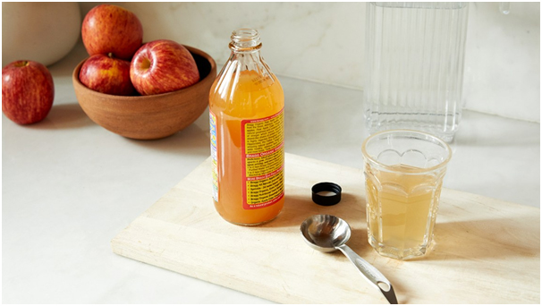 Apple cider vinegar to treat cutaneous candidiasis