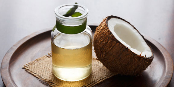 Coconut oil to treat cutaneous candidiasis