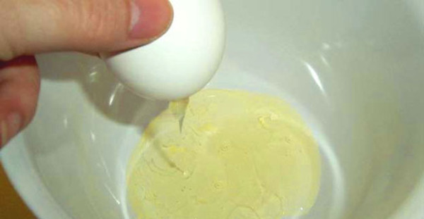 Egg White Face Pack