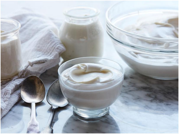 Yoghurt  to treat cutaneous candidiasis